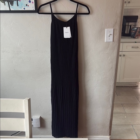 Theory Dresses & Skirts - Theory Elegant Black Pleated Maxi Dress